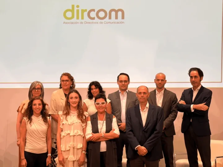 Dircom CVM reúne a directores generales y periodistas especializados para abordar el reto de comunicar los centros de datos