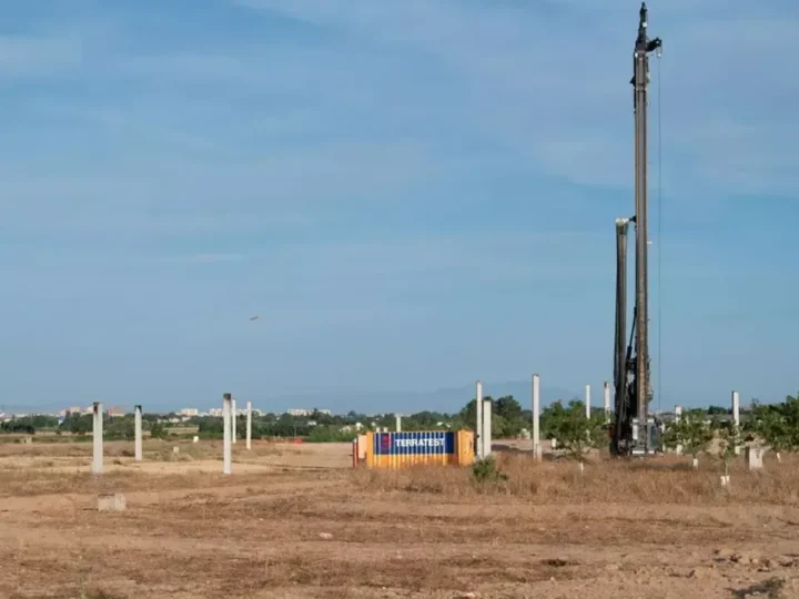 Microsoft ya trabaja en el terreno de Villamayor de Gállego para su centro de datos: primeras catas en el subsuelo…