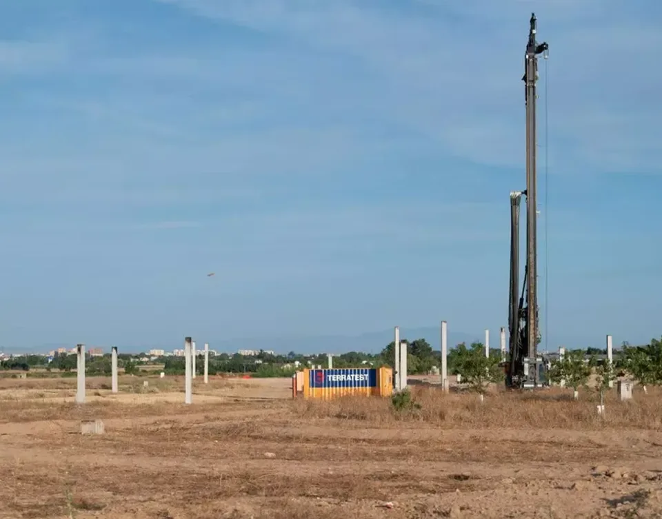 Microsoft ya trabaja en el terreno de Villamayor de Gállego para su centro de datos: primeras catas en el subsuelo…